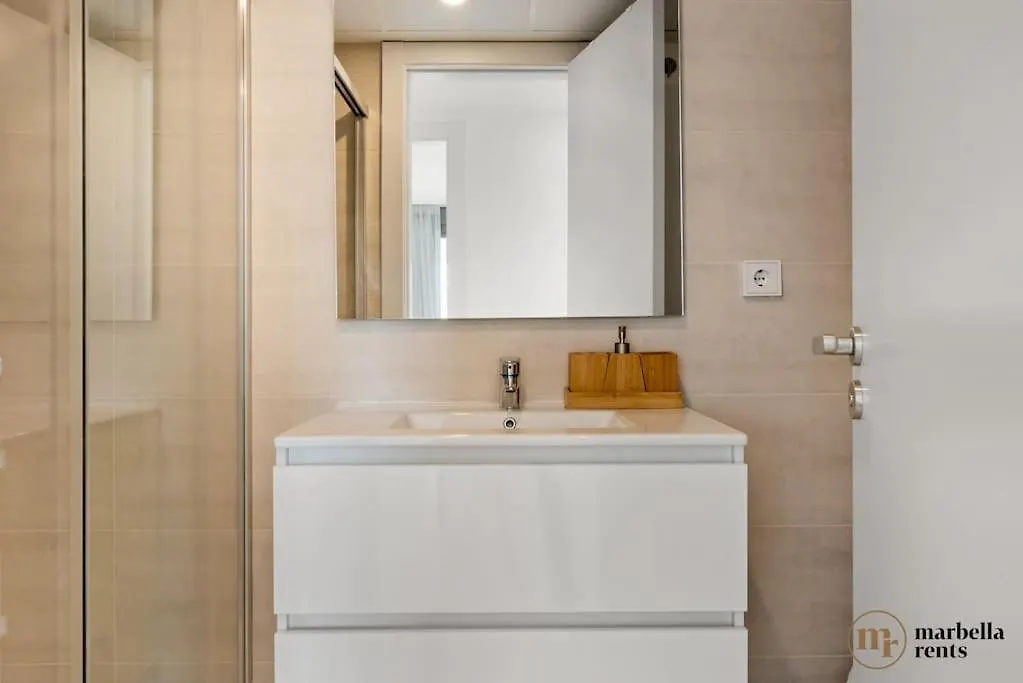 Boho-Chic Modern 2 Bed 2 Bath In Vanian Gardens Estepona Apartment